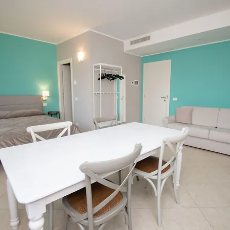 Luxury Martina Moniga del Garda