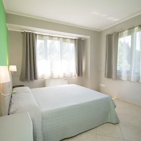 Aparthotel Luxury Martina Moniga del Garda