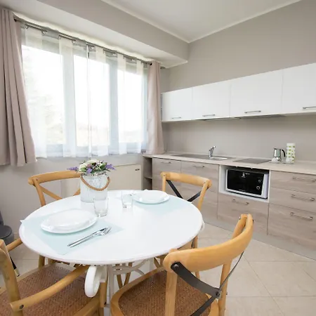 Luxury Martina Aparthotel Moniga del Garda
